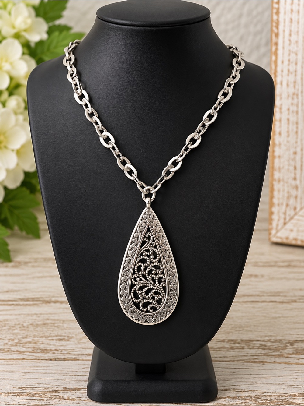 Lois Hill Sterling Silver Large Teardrop Filigree Pendant Necklace 18”